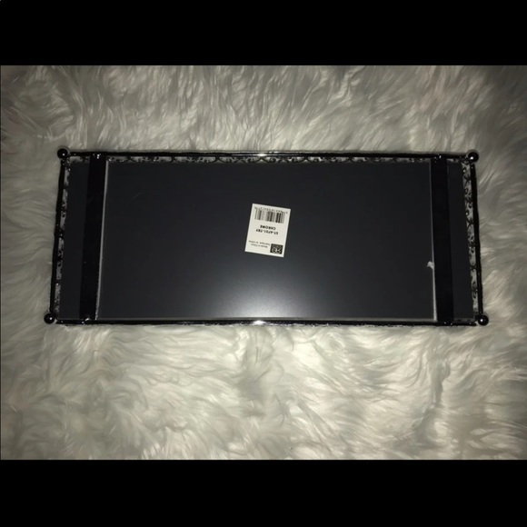 Vanity Tray | Silver Mirror Tray | SALE 🎉 - Picture 5 of 11